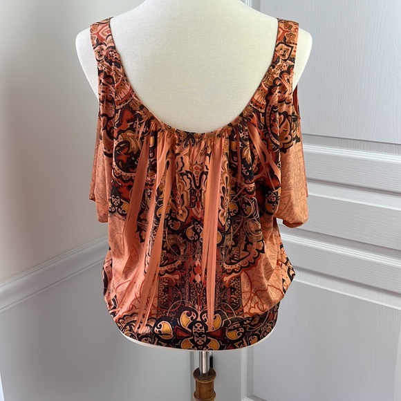 One World cold-shoulder blouse - Picture 4 of 9